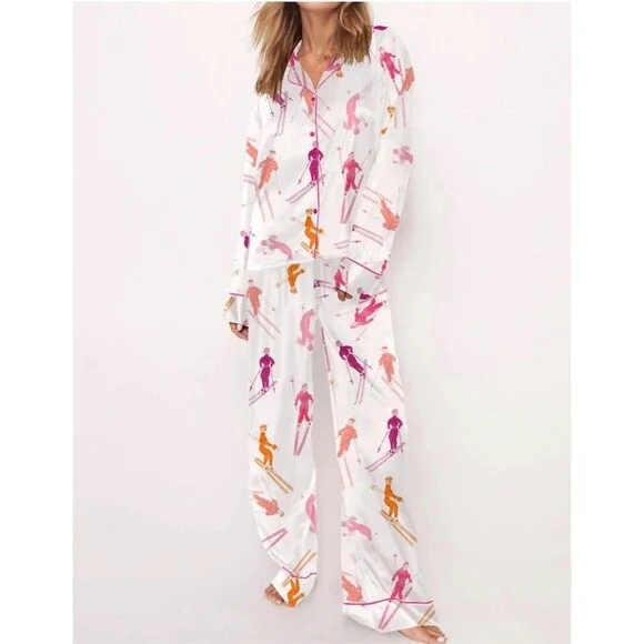 SHESHOW Pajama Set Womens Size M White Multicolor Après Ski Skier Print - Picture 2 of 4